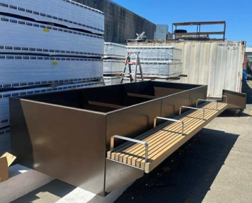 huge incision planters with seating